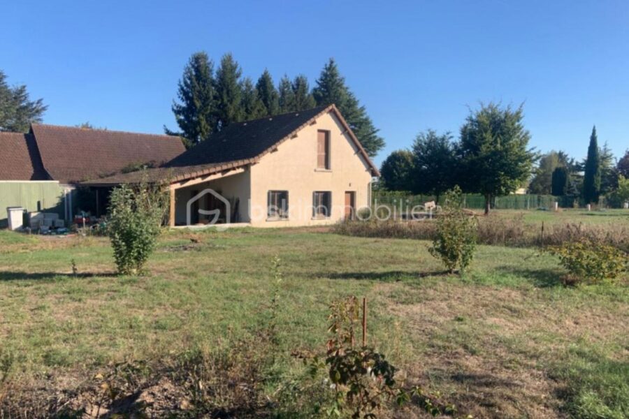 Terrain à vendre à Artannes sur indre