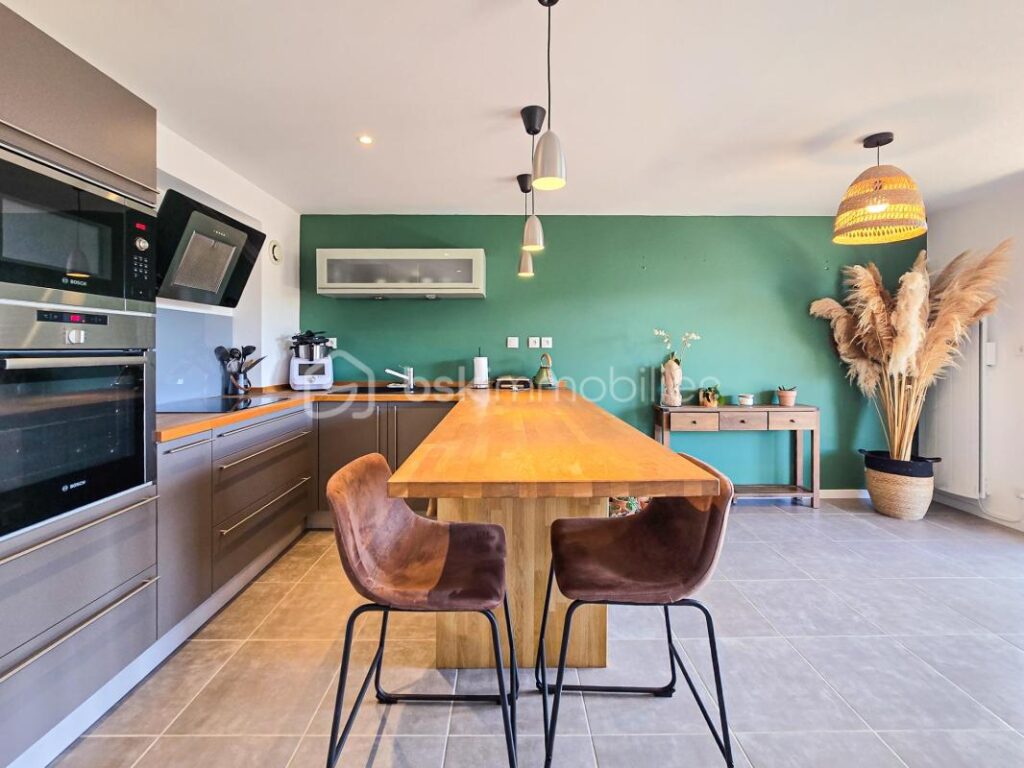 Saint-Martin-d’Uriage – Duplex inversé avec terrasse plein sud et vue montagne exceptionnelle – 3 pièces – 2 chambres – 58 m²