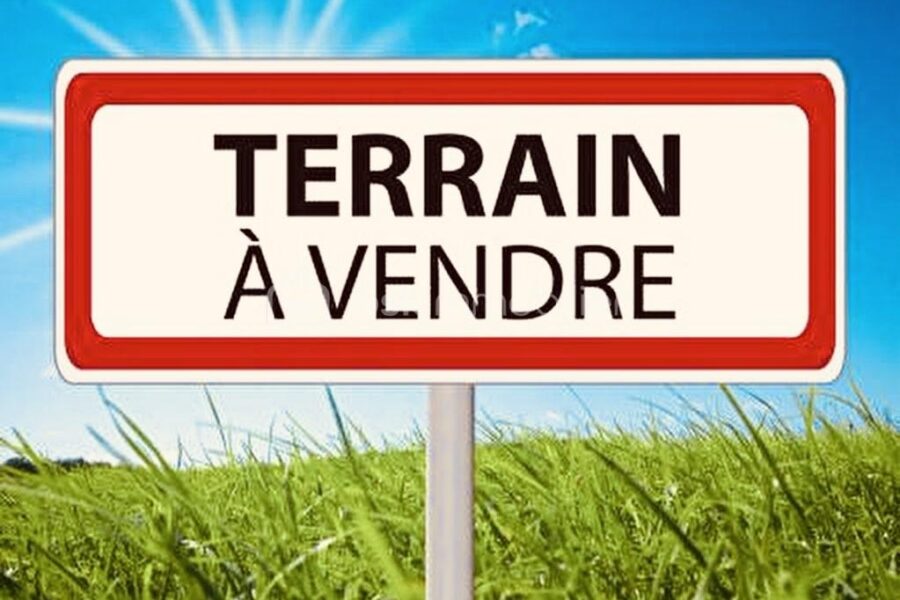 Terrain à vendre à Gouvix