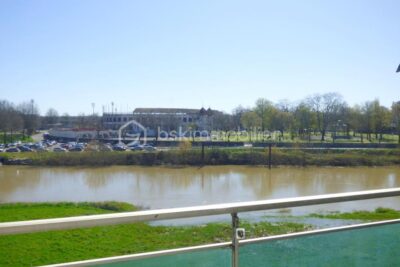 Appartement T1 avec balcon – 1 pièce – NR chambres – 27 m²