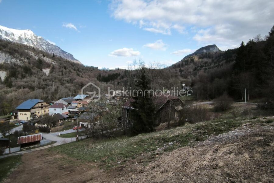 Terrain à vendre à Mieussy