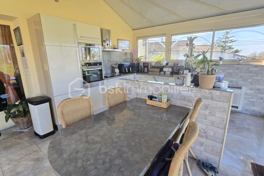 Maison à vendre à Saint bonnet sur gironde