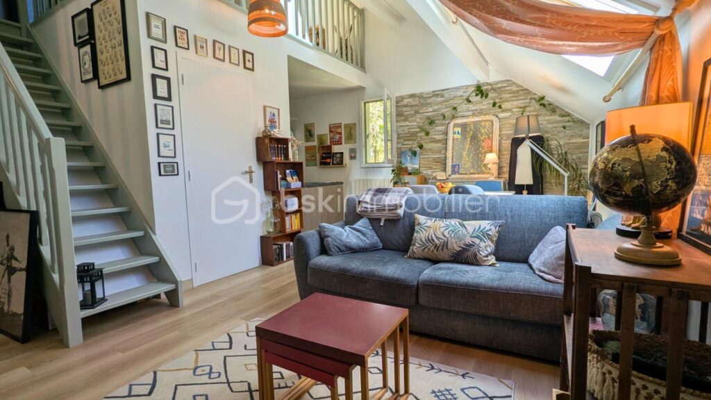 Coup de cœur assuré : Appartement de caractère dans un cadre nature – Brie-Comte-Robert – 2 pièces – 1 chambre – 42 m²