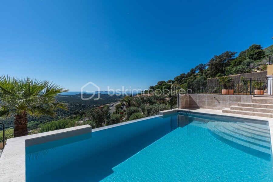 Maison à vendre à La londe les maures — Vue mer — photo 4