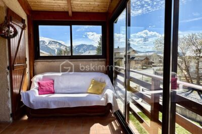 Rare sur le secteur : chalet à Bolquère (66) avec deux appartements indépendants à un prix très attractif – 5 pièces – 3 chambres – 90 m²