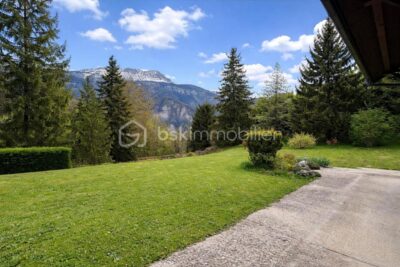 Maison de 168m² sur terrain de 2167m² – 5 pièces – 3 chambres – 168 m²