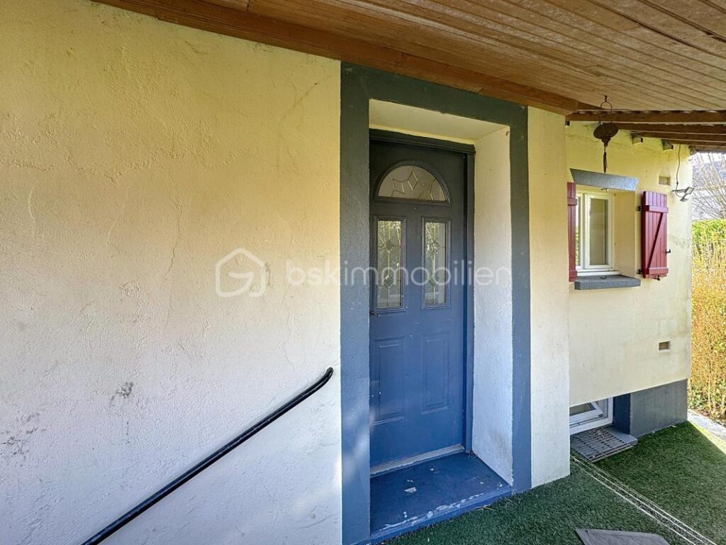 Maison proche centre ville avec vue et jardin – 4 pièces – 4 chambres – 135 m²