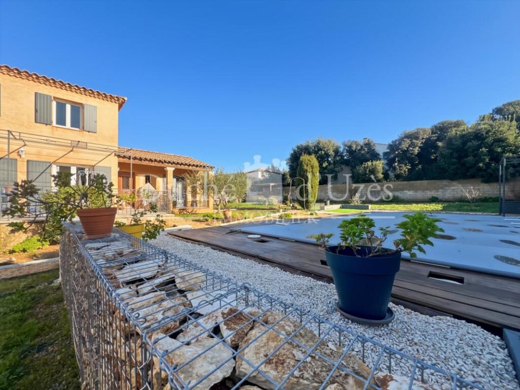 Maison – 5 pièces – 3 chambres – 116 m²