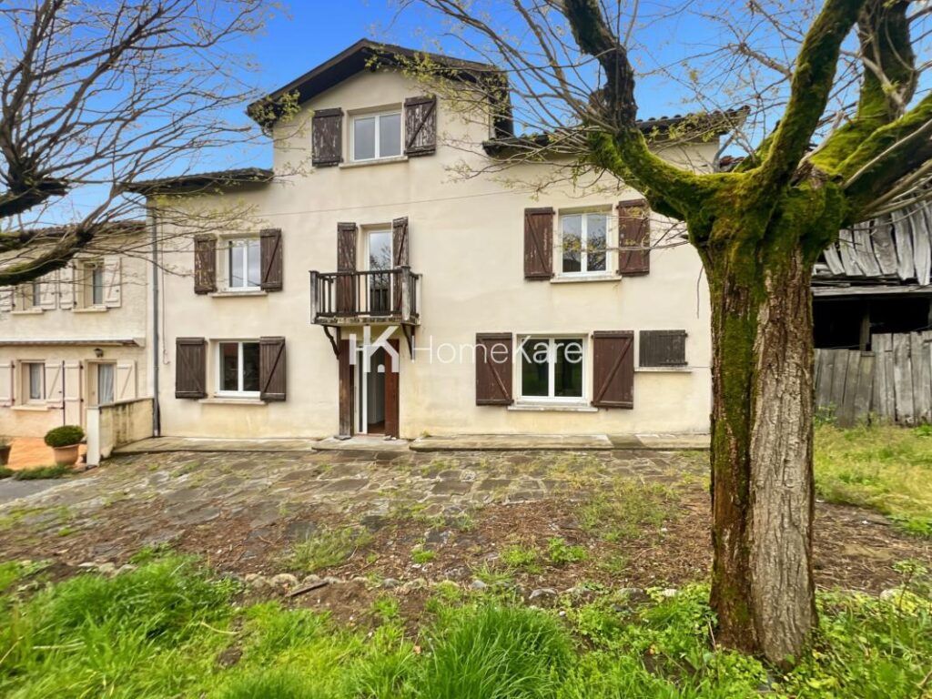 UNE VUE IMPRENABLE SUR LA VALLÉE – 7 pièces – 6 chambres – 180 m²