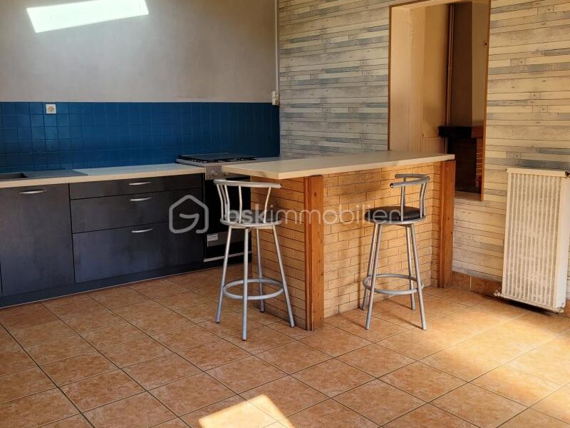 Maison à vendre à Montherme