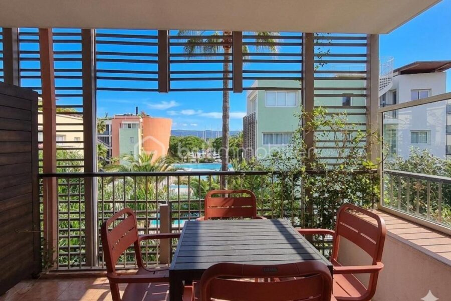 Appartement à vendre à Antibes — Vue mer — photo 1