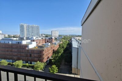 Appartement type 2 dernier étage / INVESTISEUR OU PROPRIETAIRE – 2 pièces – 1 chambre – 52 m²