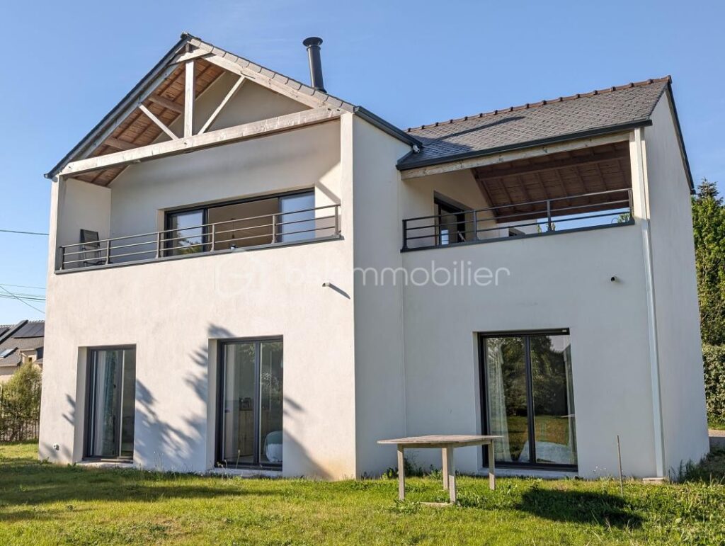 AMBON – MAISON CONTEMPORAINE D’EXCEPTION FACE À L’OCÉAN UN ART DE VIVRE ENTRE CIEL & MER – 5 pièces – 4 chambres – 110 m²