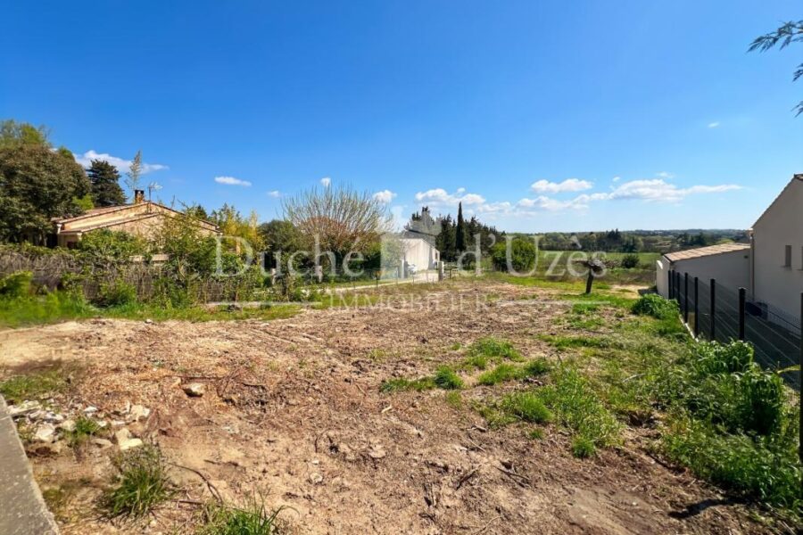 Terrain à vendre à Uzes