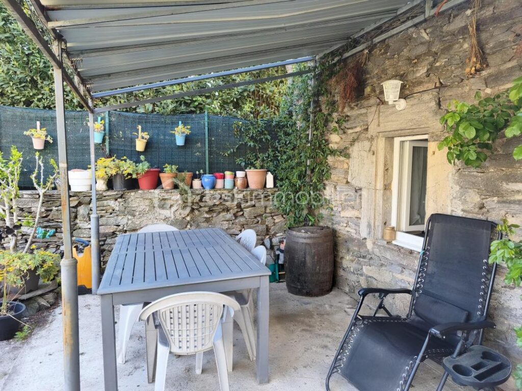 ✨ MAISON DE VILLAGE – 105 m² – 3 CHAMBRES – JARDIN – GARAGE ✨ – 5 pièces – 3 chambres – 105 m²
