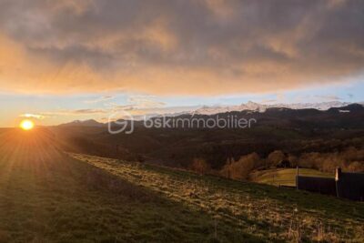 Terrain Constructible Vue Pyrénées – NR pièces – NR chambres – 2650 m²
