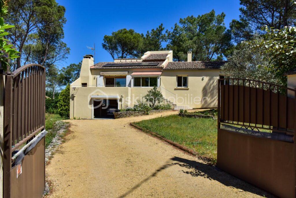 Maison Familiale 6 Pièces avec Vue Exceptionnelle – 6 pièces – 4 chambres – 103 m²