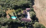 Évasion rustique en pleine campagne : sublime corps de ferme avec piscine et vaste terrain à Berganty – 15 pièces – 3 chambres – 374 m²