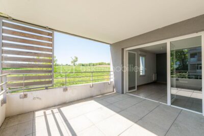 Joli T3 en étage avec terrasse couverte et vue dégagée / Stationnement privatif en sous-sol – 3 pièces – 2 chambres – 64 m²