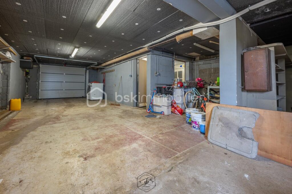 🏡 Maison 166 m² avec piscine et vue dégagée – Fèves – 8 pièces – 4 chambres – 166 m²