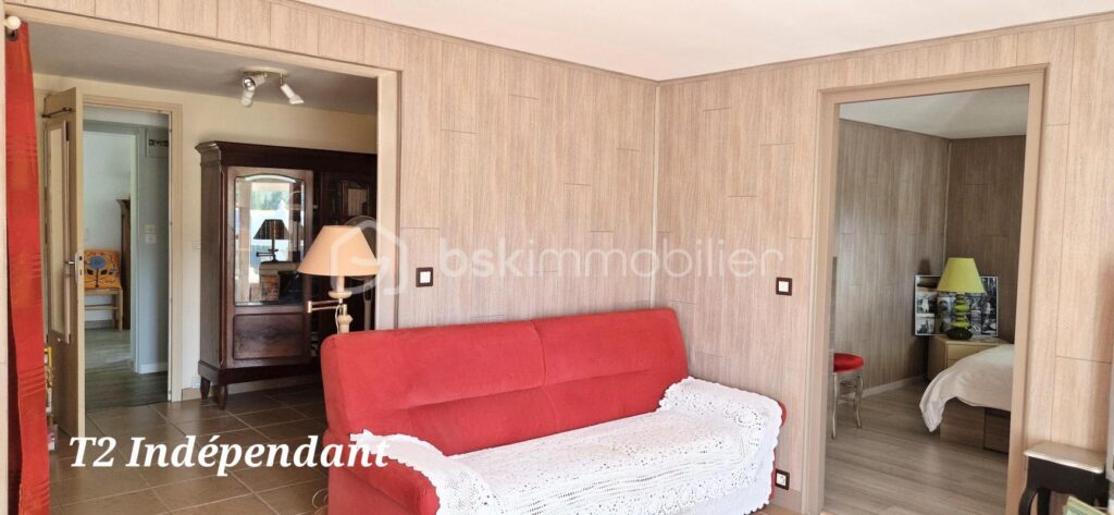 Maison familiale avec T2 indépendant, grands volumes, piscine et magnifique jardin – 5 mns de Dax – 6 pièces – 4 chambres – 200 m²