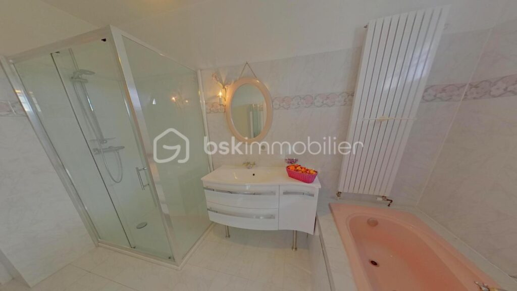 ✨ Maison traditionnelle avec vue panoramique – Cadre exceptionnel à 3 min de Pont-sur-Yonne ✨ – 5 pièces – 4 chambres – 140 m²