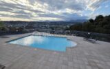 Nice – Corniche Fleurie | 3 pièces 66 m² | Terrasse 16 m² | Vue panoramique | Garage | Piscine – 3 pièces – 2 chambres – 66 m²