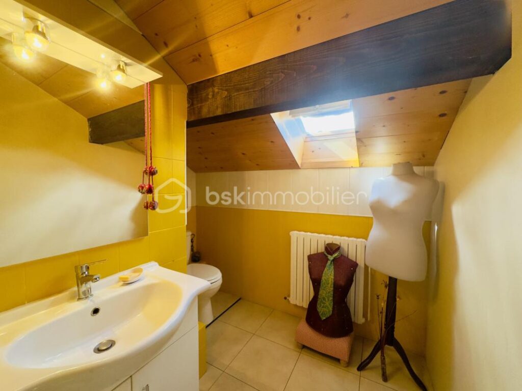 VILLA FAMILIALE D&rsquo;ARCHITECTE – VUE PANORAMIQUE – EPAGNY METZ-TESSY – 6 pièces – 4 chambres – 167 m²