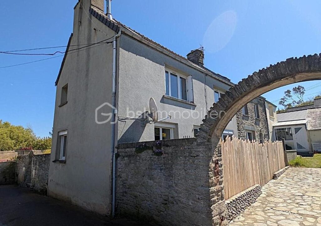 MAISON AVEC VUE MER – 119m² ENV. – 3 CHAMBRES – 5 pièces – 3 chambres – 118 m²