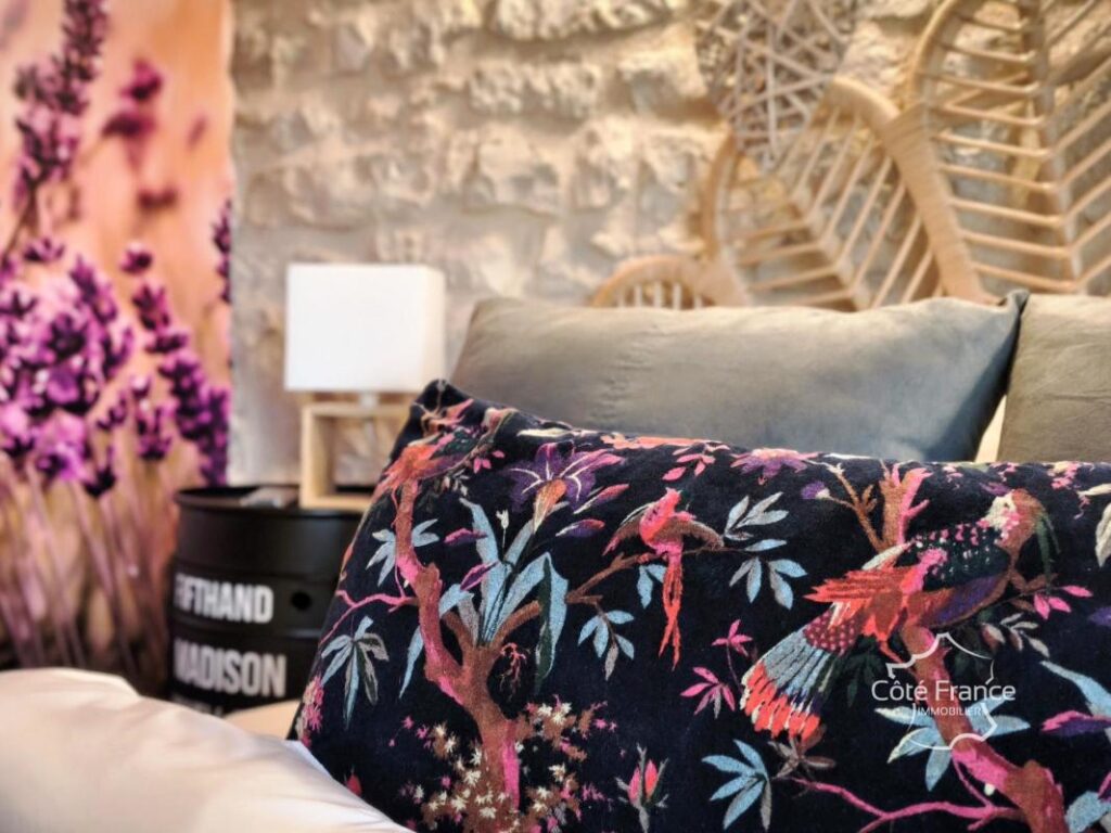 Domaine de prestige: 5 hectares avec maison rénovée, chambre – 12 pièces – 6 chambres – 394 m²