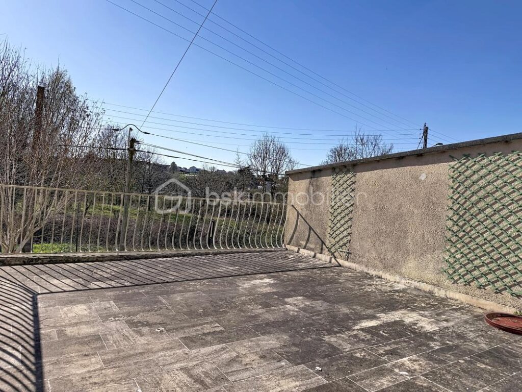 Maison située à quelques pas du centre ville ! – 5 pièces – 4 chambres – 120 m²