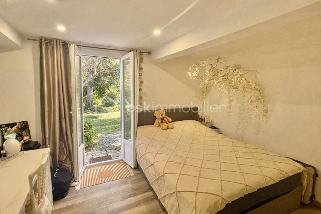 VENTE FAYENCE MAISON PLAIN-PIED 4 CHAMBRES PISCINE – 5 pièces – 4 chambres – 100 m²