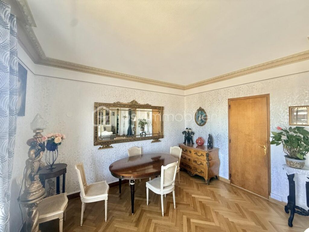 🏙️ Appartement 5 pièces – 86 m² – Centre-ville de Rennes VUE A 180° Au 6ᵉ étage avec ascenseur – 4 pièces – 2 chambres – 86 m²