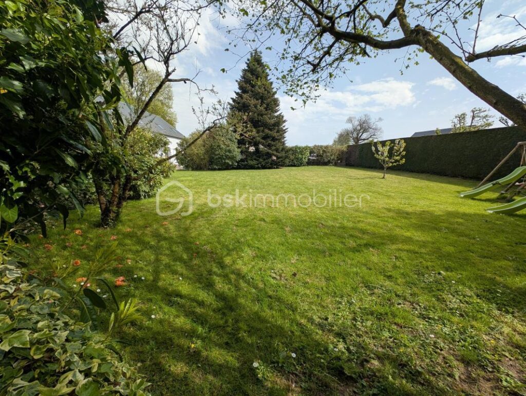 Maison de charme et sa dépendance 𝐚𝐮𝐱 𝐩𝐨𝐫𝐭𝐞𝐬 𝐝𝐮 𝐇𝐚𝐯𝐫𝐞, 𝐯𝐢𝐞 𝐝𝐞 𝐩𝐥𝐚𝐢𝐧-𝐩𝐢𝐞𝐝, 𝐣𝐚𝐫𝐝𝐢𝐧 𝐜𝐥𝐨𝐬 𝐞𝐭 𝐚𝐫𝐛𝐨𝐫é – 6 pièces – 4 chambres – 180 m²