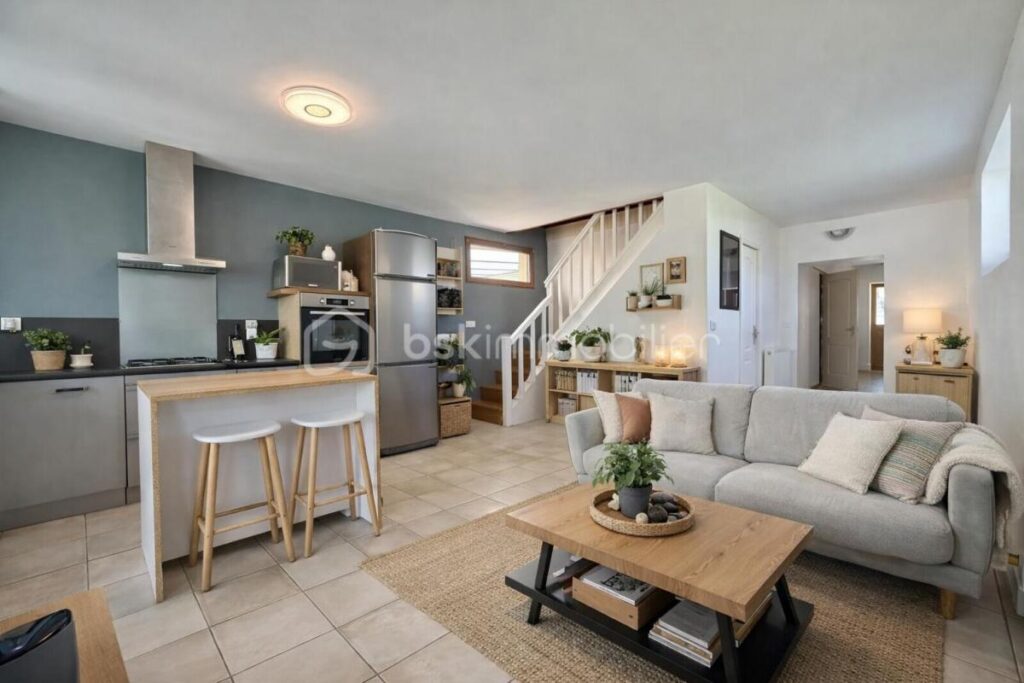 À vendre – Ensemble immobilier avec fort potentiel aux portes de Meaux, sur la commune de Poincy – 10 pièces – 8 chambres – 245 m²