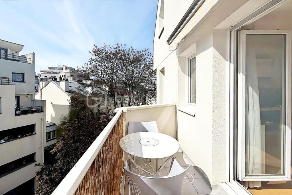 Beau 2 pièces avec balcon plein sud sur Jardin avec Parking et cave – 2 pièces – 1 chambre – 48 m²