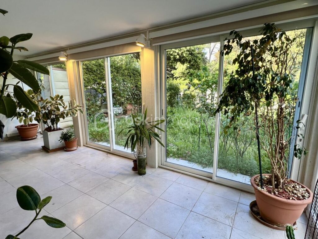 VILLA T7 MONTPELLIER 180m2 – 9 pièces – 5 chambres – 180 m²