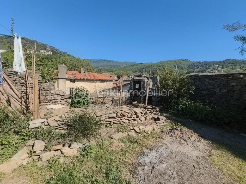 ✨ MAISON DE VILLAGE – 105 m² – 3 CHAMBRES – JARDIN – GARAGE ✨ – 5 pièces – 3 chambres – 105 m²