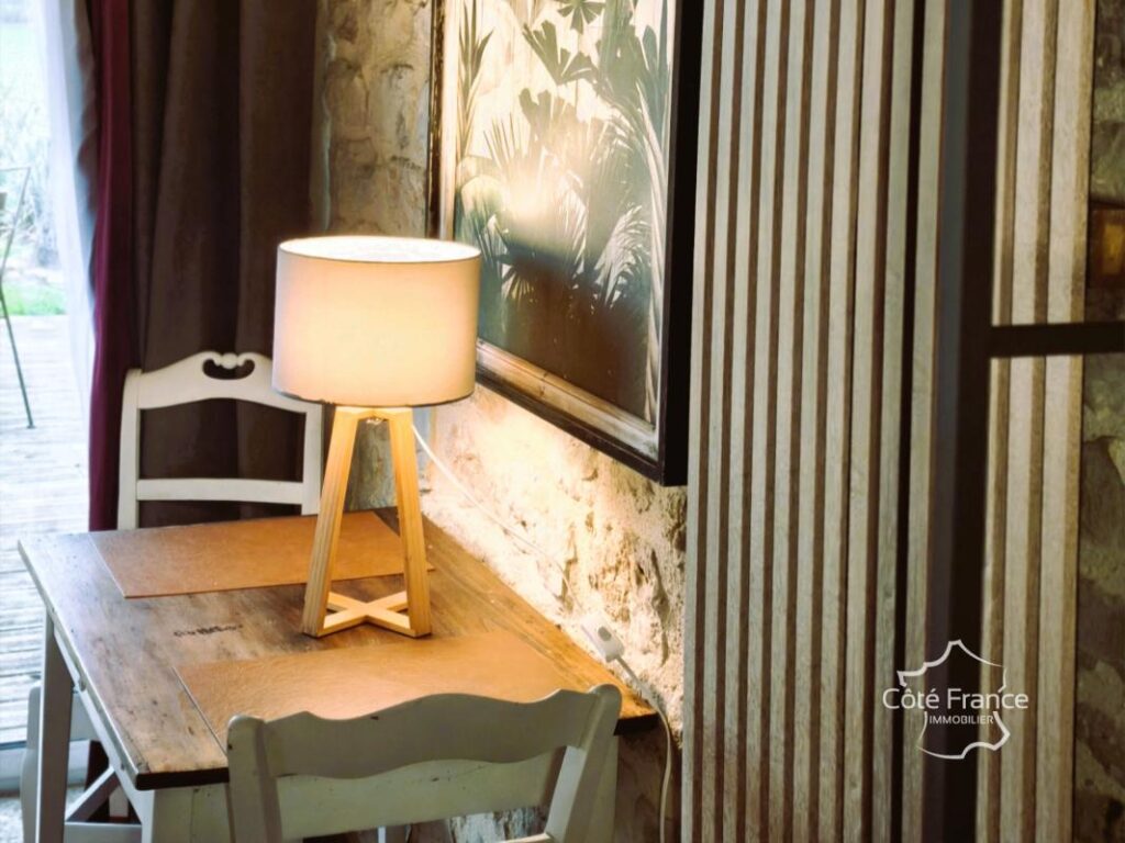 Domaine de prestige: 5 hectares avec maison rénovée, chambre – 12 pièces – 6 chambres – 394 m²