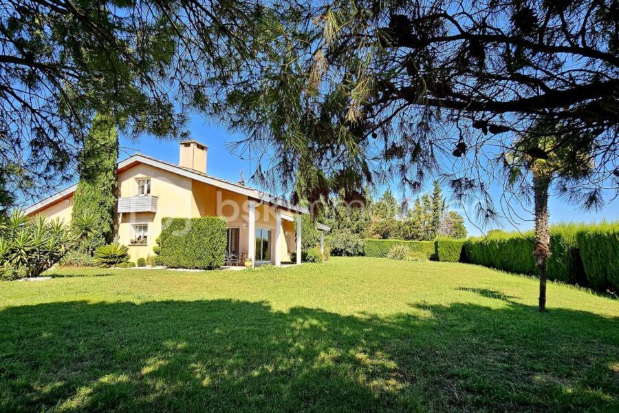 Maison à vendre à Saint martin lalande