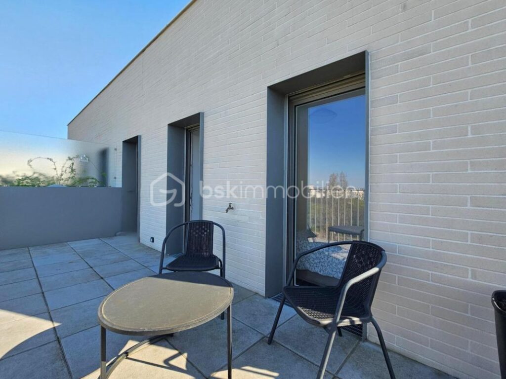 Appartement duplex dernier étage F5 vue Canal de l’Ourcq terrasses parking – 5 pièces – 4 chambres – 97 m²