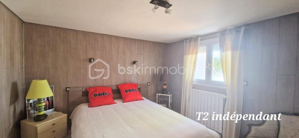 Maison familiale avec T2 indépendant, grands volumes, piscine et magnifique jardin – 5 mns de Dax – 6 pièces – 4 chambres – 200 m²