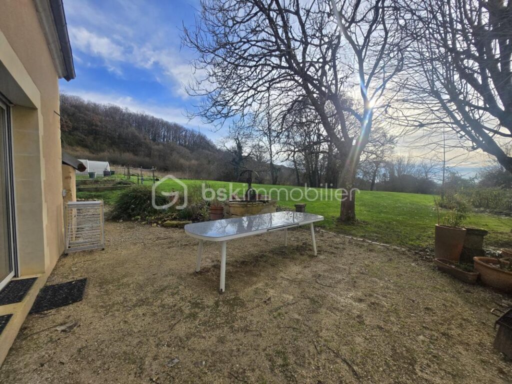 Magnifique Corps de Ferme de 188 m² à Chaulgnes – 5 pièces – 4 chambres – 188 m²