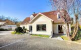 Maison contemporaine charmante et spacieuse à Jouars-Pontchartrain – 8 pièces – 3 chambres – 233 m²