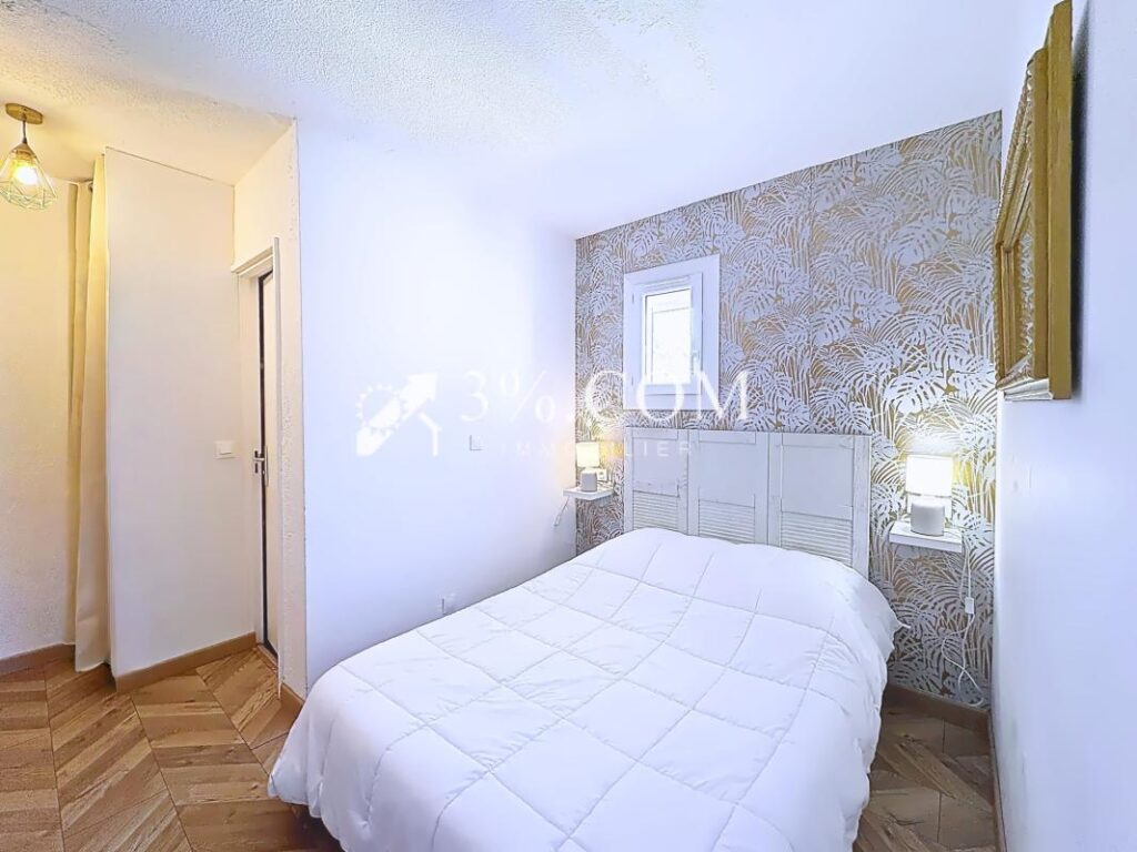 Appartement 2 pièces, balcon, vue port & place de parking, R – 2 pièces – 1 chambre – 24 m²