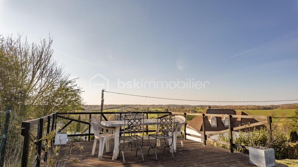 Maison traditionnelle récente avec vue idyllique benignoise – 4 pièces – 3 chambres – 98 m²