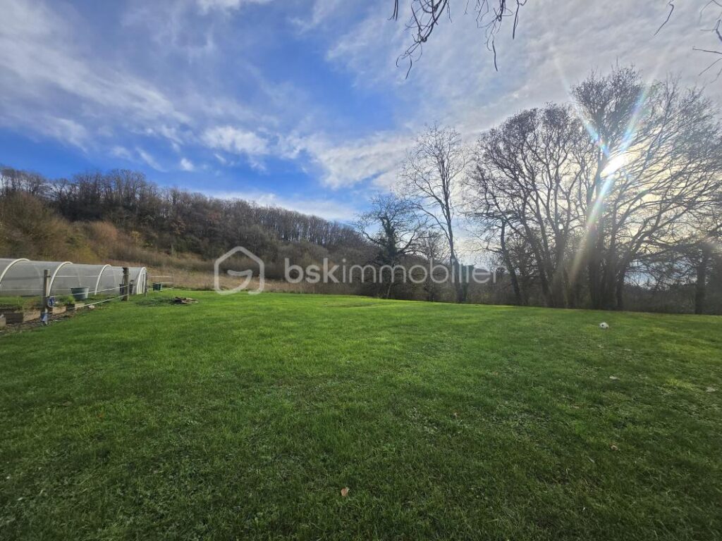 Magnifique Corps de Ferme de 188 m² à Chaulgnes – 5 pièces – 4 chambres – 188 m²