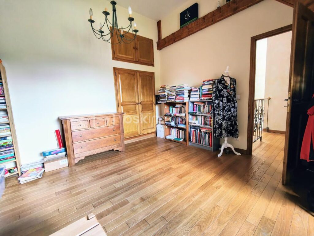 Belle maison 4 ch jardin clos, 2 terrasses au calme ! – 7 pièces – 4 chambres – 180 m²