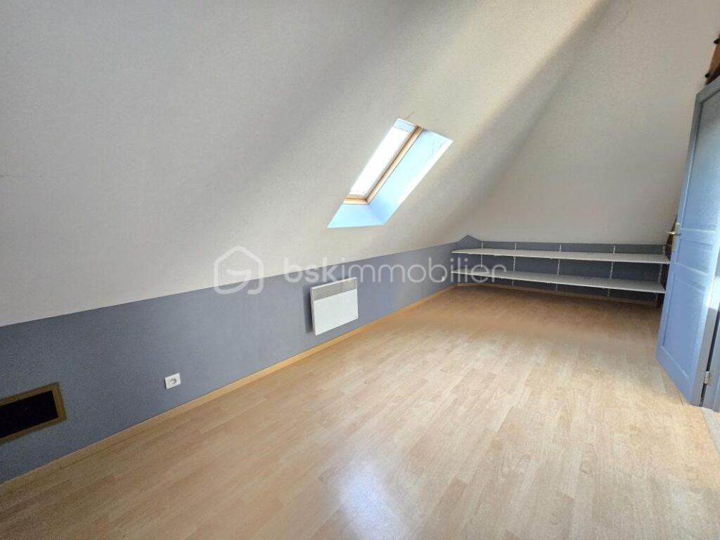 Magnifique Maison de village de 133m² à Saint Léger des Vignes – 6 pièces – 5 chambres – 133 m²