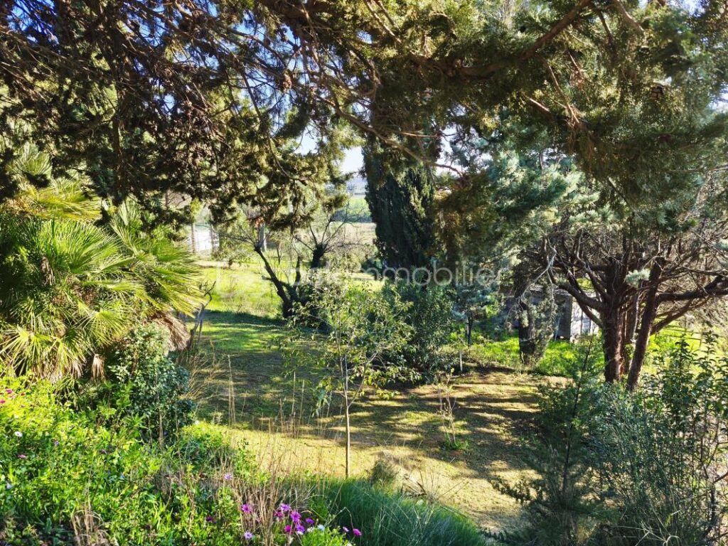 DOMAINE DE CHARME – 7 pièces – 6 chambres – 200 m²